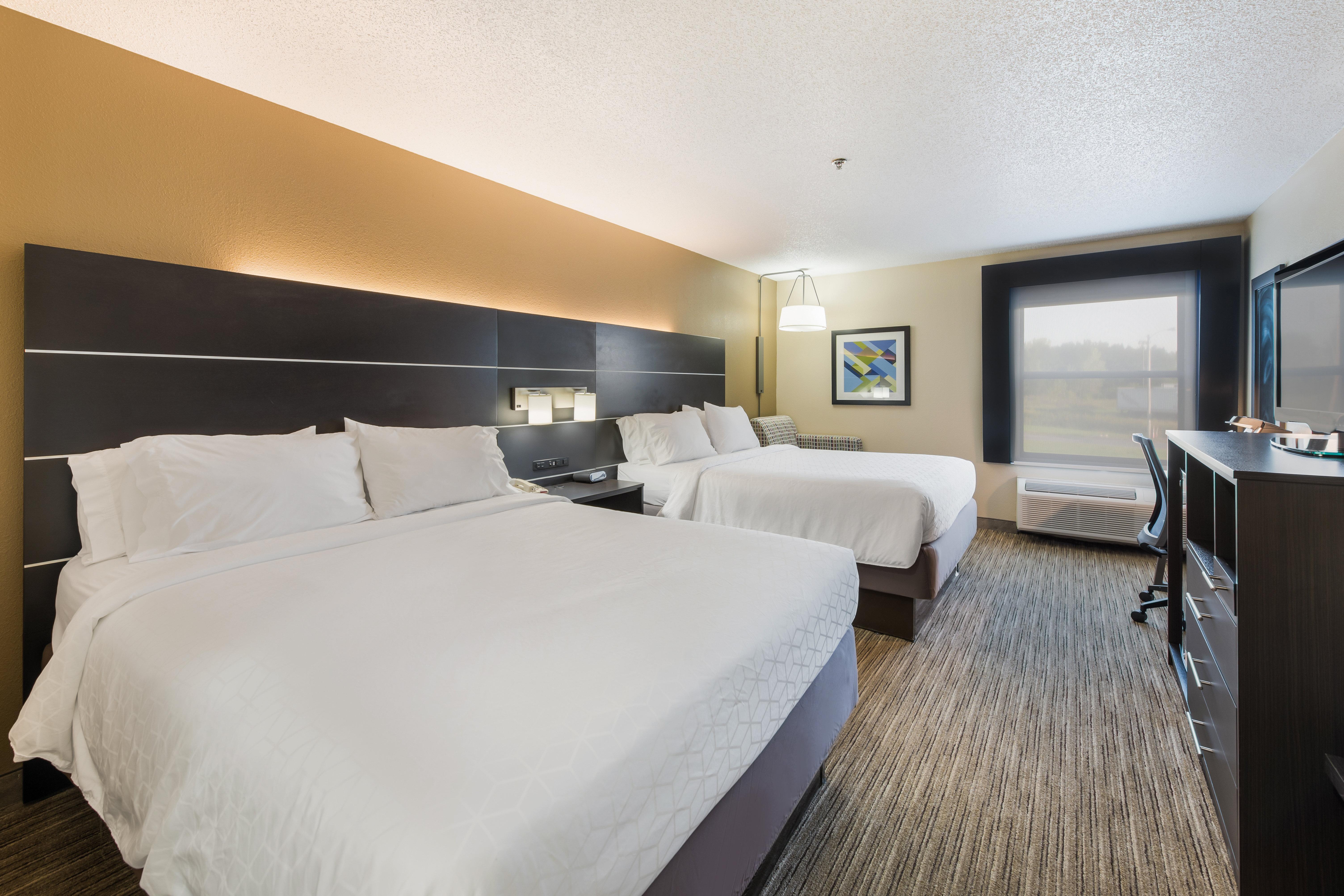 Holiday Inn Express London-I-70 By Ihg Екстериор снимка