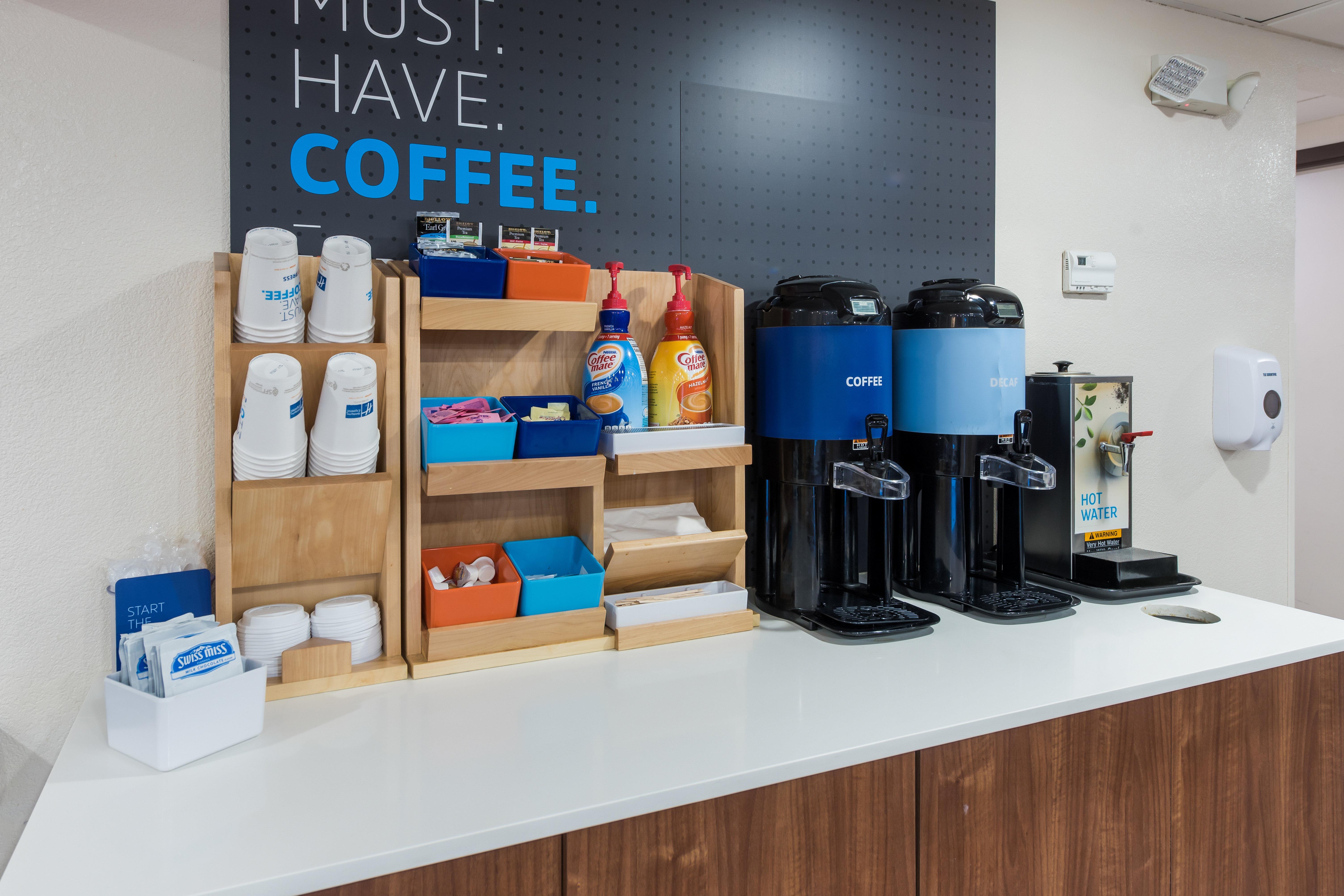 Holiday Inn Express London-I-70 By Ihg Екстериор снимка
