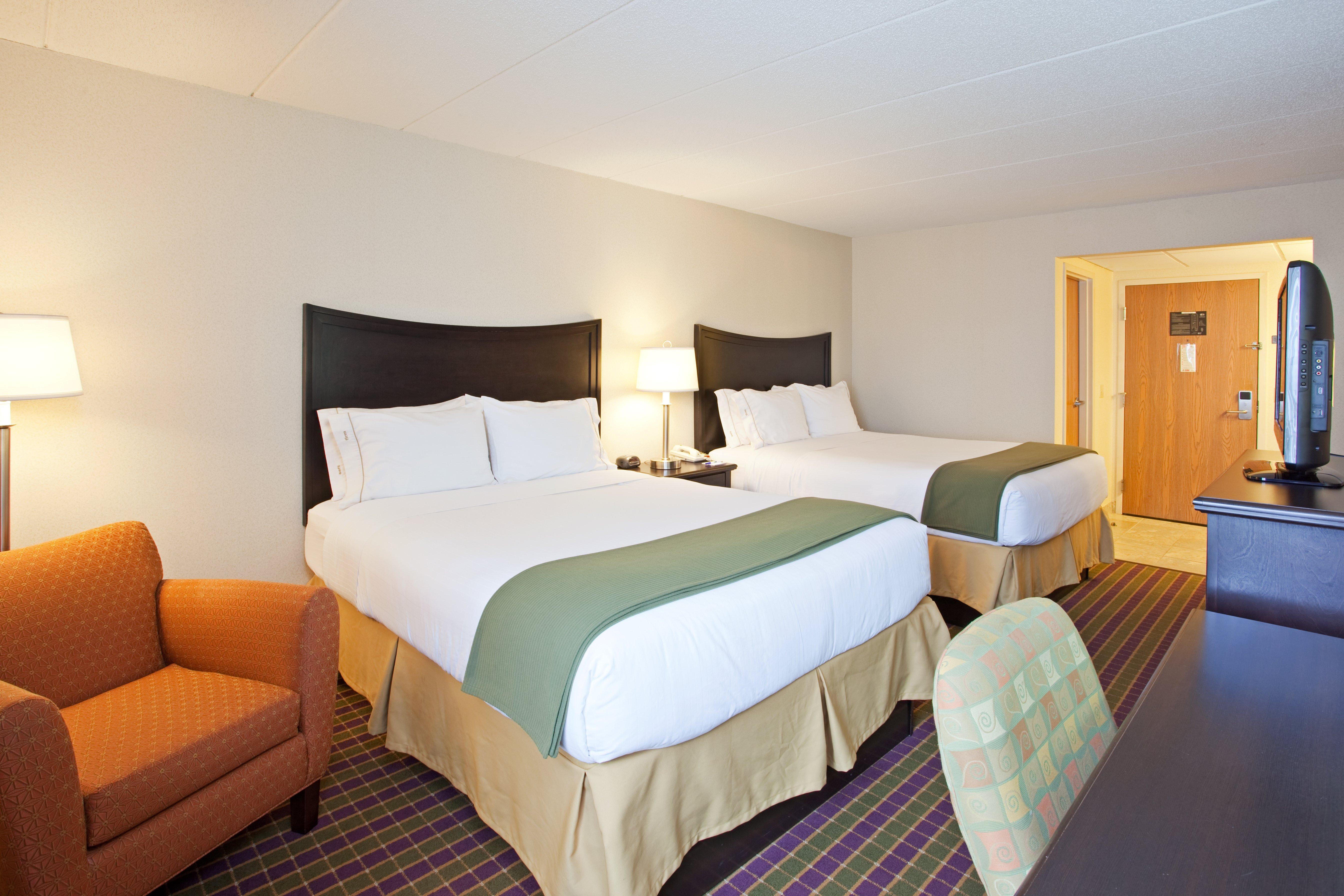Holiday Inn Express London-I-70 By Ihg Екстериор снимка