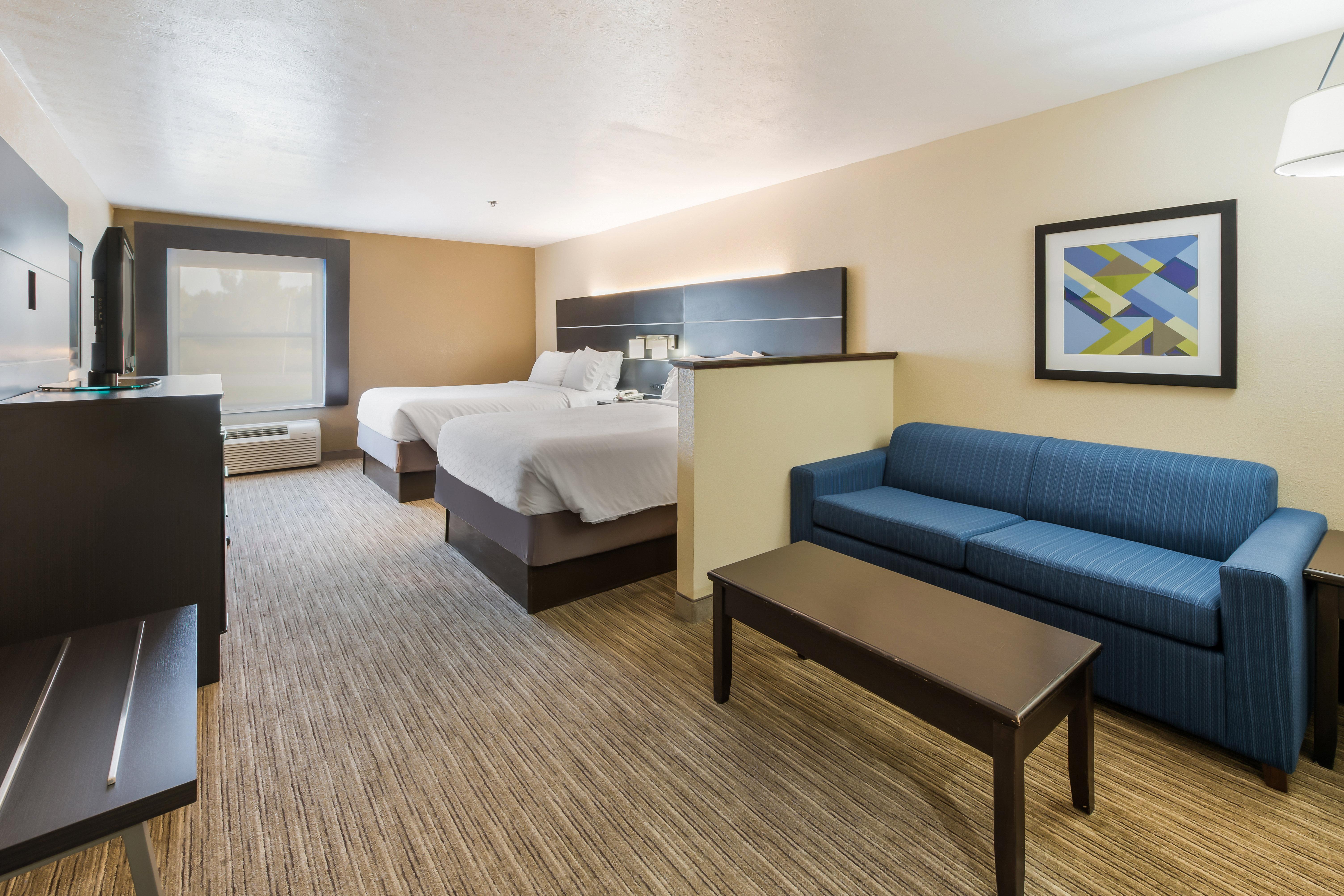 Holiday Inn Express London-I-70 By Ihg Екстериор снимка